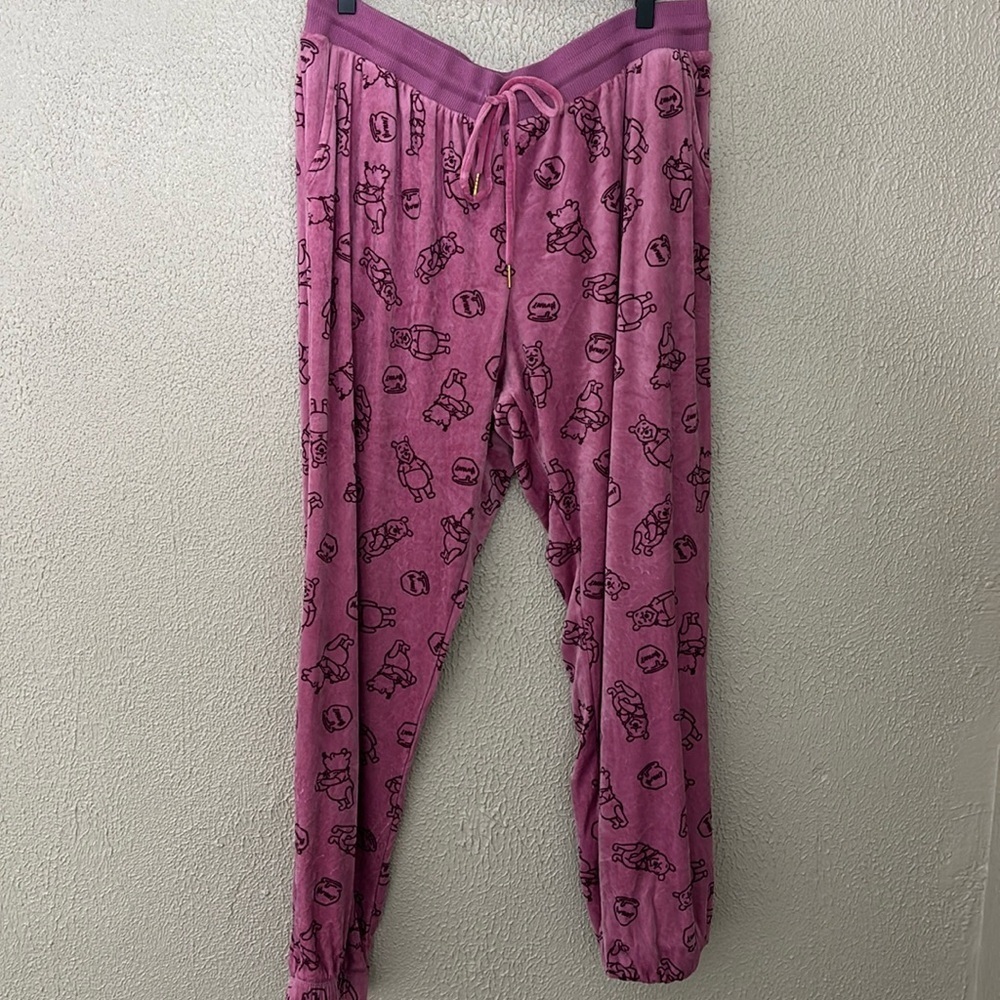 Women’s Disney Velour Winnie The Pooh Lounge Pants, XL, Pink